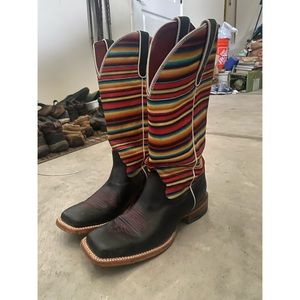 Ariat Serape square toe boots 10